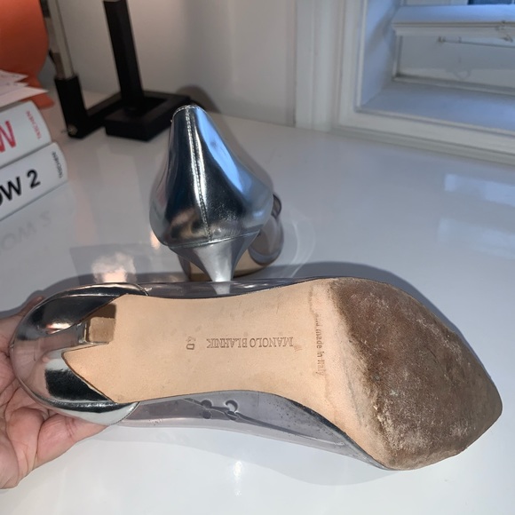 Auth MANOLO BLAHNIK silver and clear PVC pumps - Picture 12 of 16